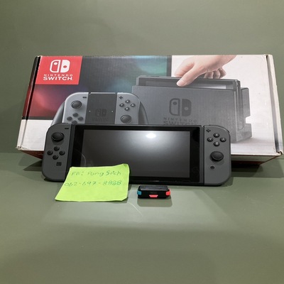 ขาย nintendo switch รุ่น v1 แปลงติดชิพ สี เทา  อุปกรณ์แท้ครบกล่อง พร้อม Rcm(สำหรับเปิดปิดเครื่อง)